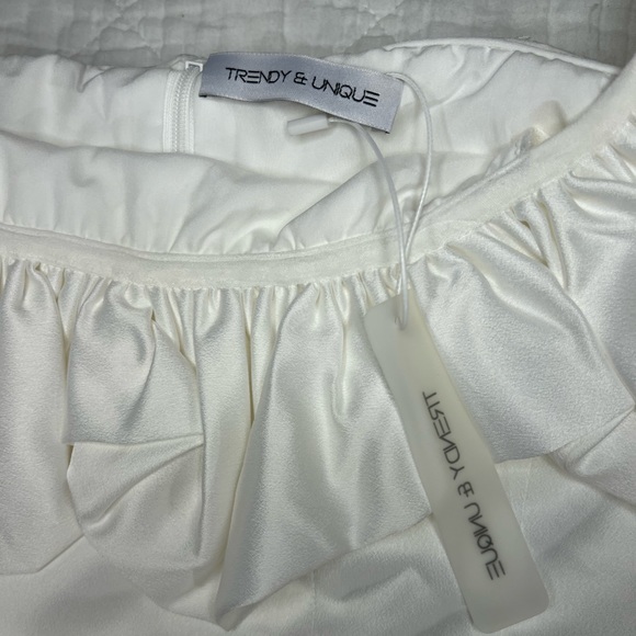 Off The Shoulder Puff Sleeve Mini Dress - Picture 4 of 4